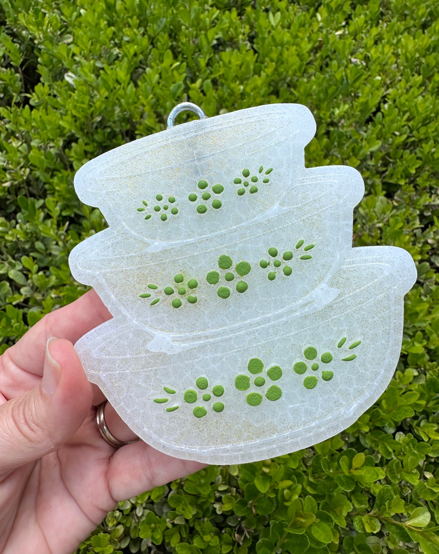 Vintage Bowls Green Detail