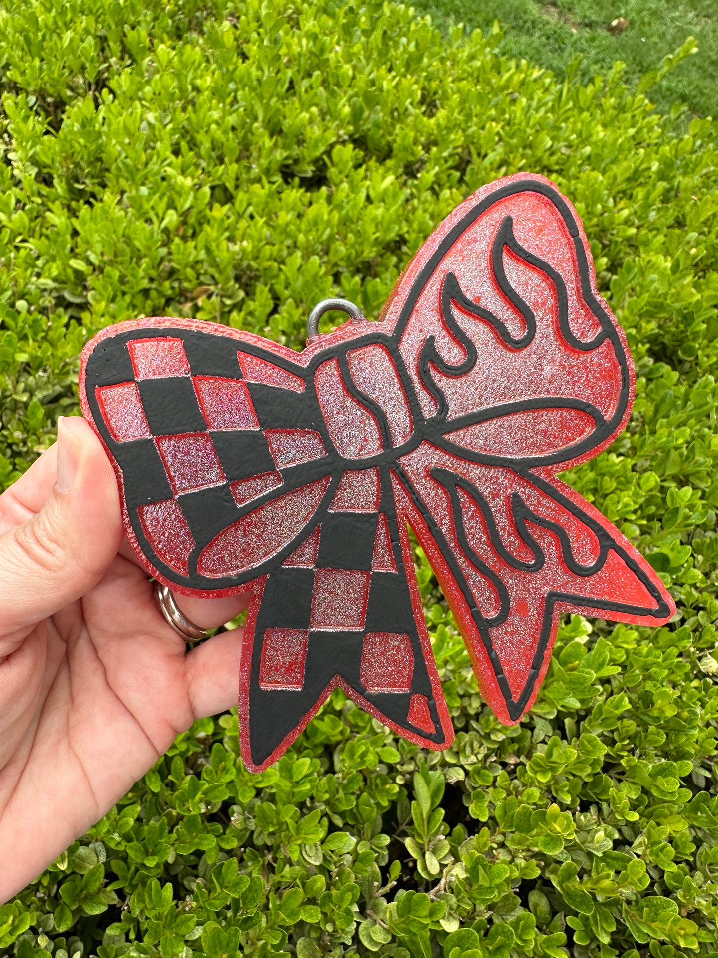 Red, black checker iridescent bow