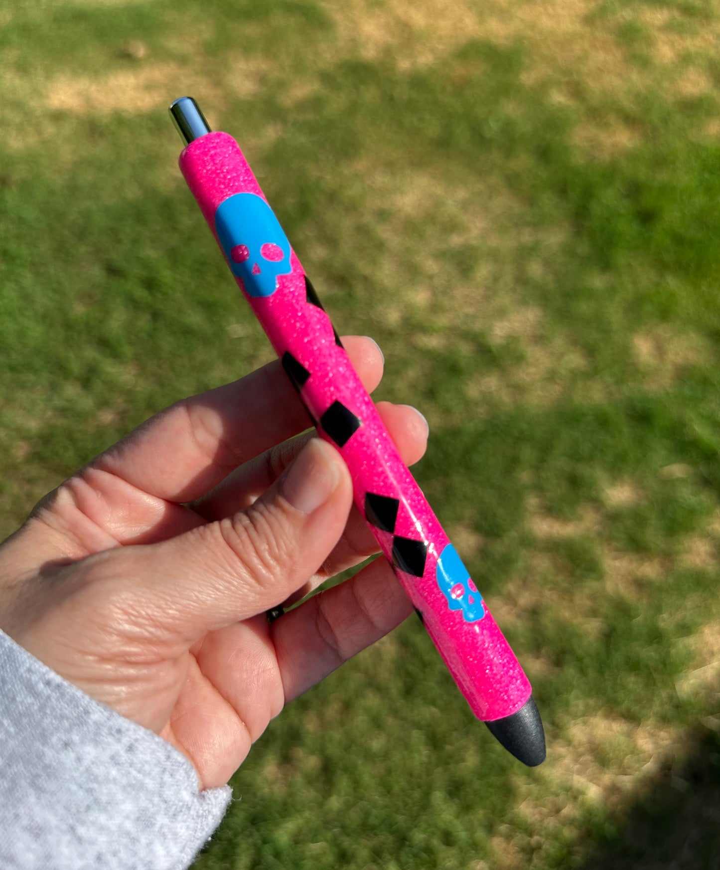 Neon Pink Checker Glitter Pen