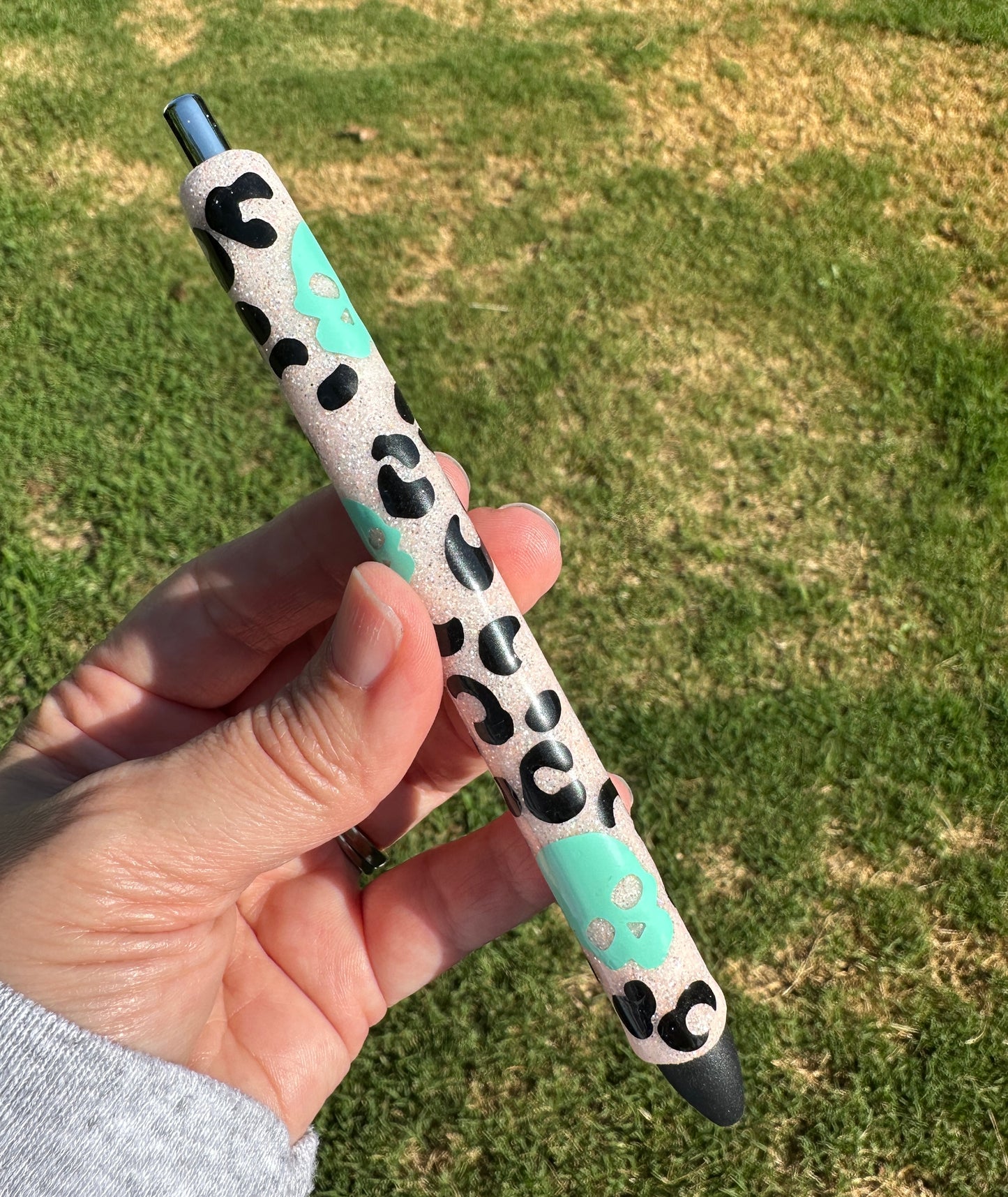 Baby Pink Leopard Glitter Pen