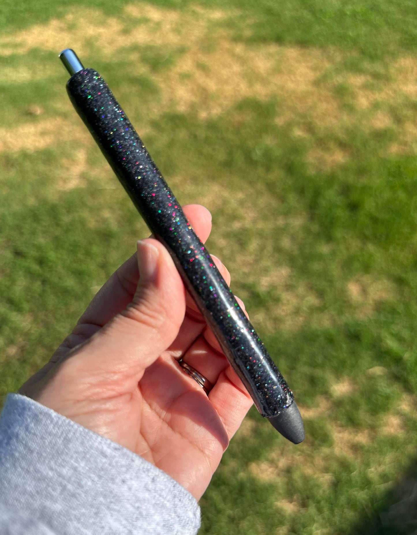 Black Rainbow Skelly Glitter Pen