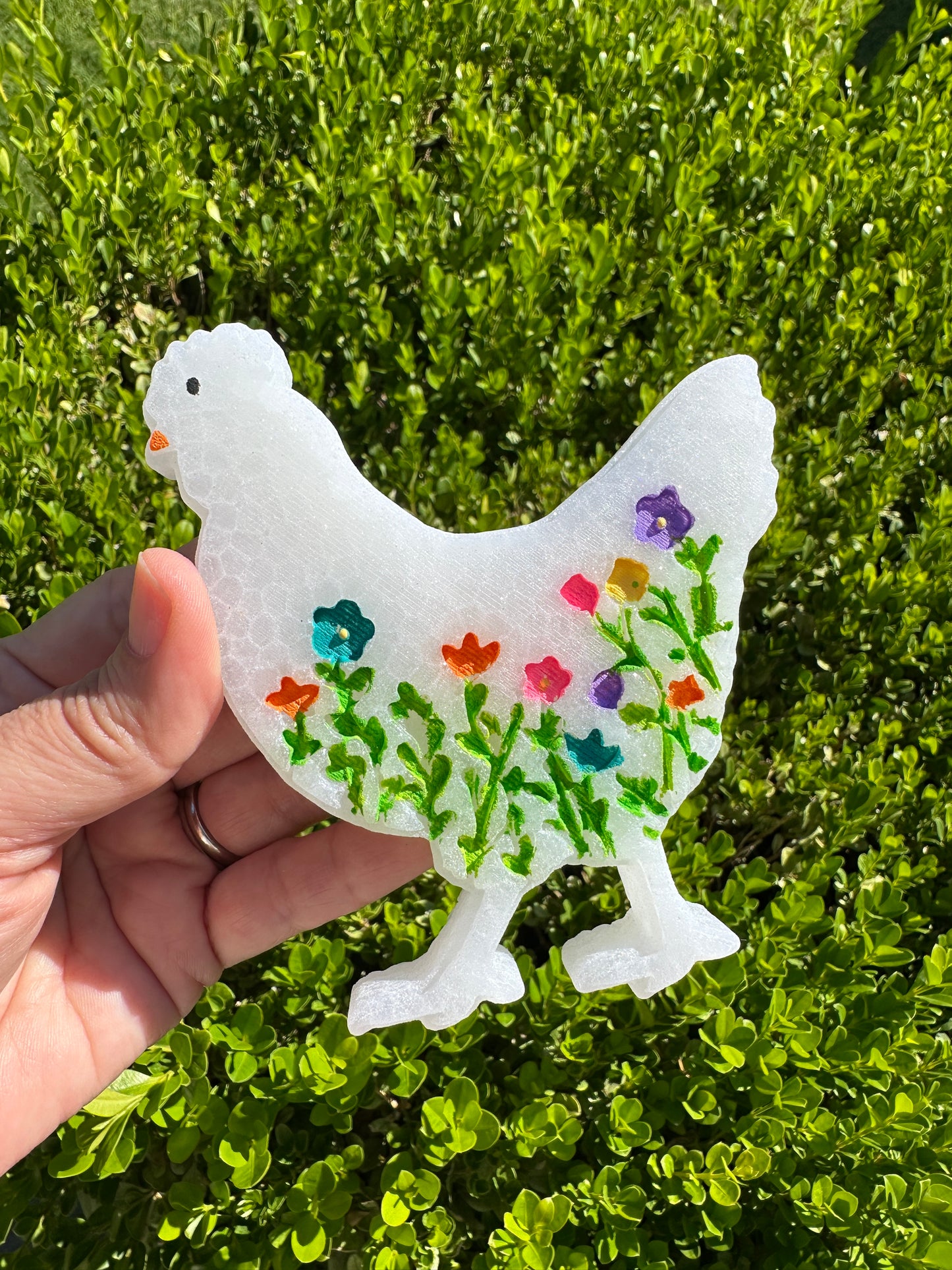 WHITE FLORAL CHICKEN