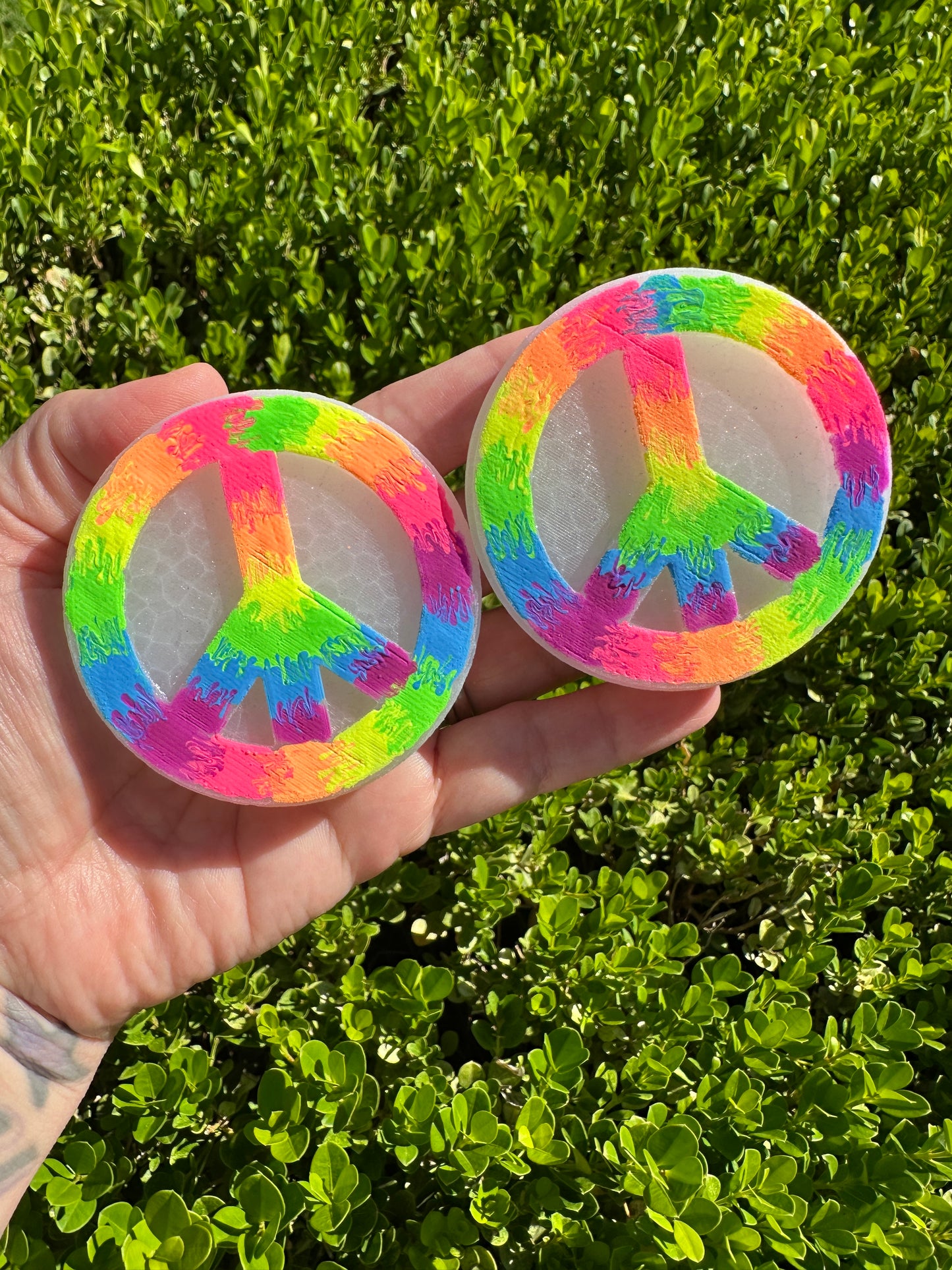 Rainbow Tie Dye Peace Vent Clips