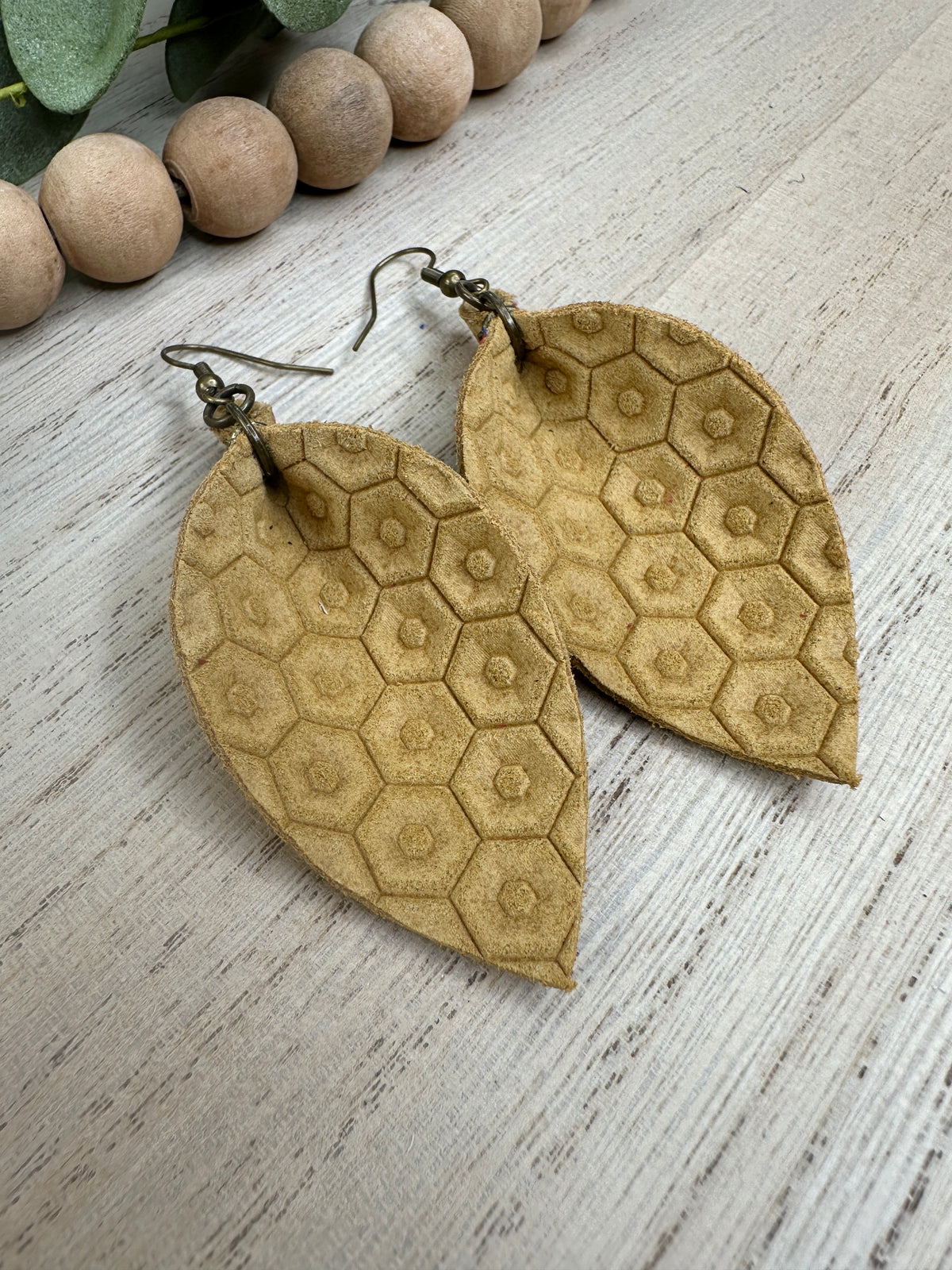 Mustard Honeycomb Pinched Leaf Earring