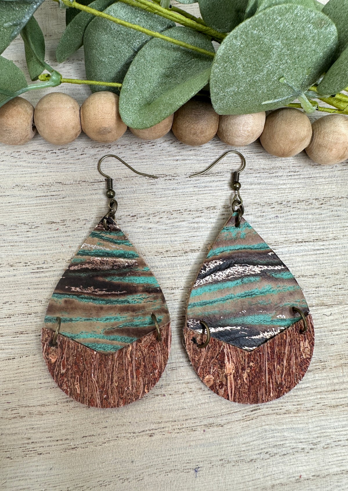 Rustic Woodland Split Teardrop Earring