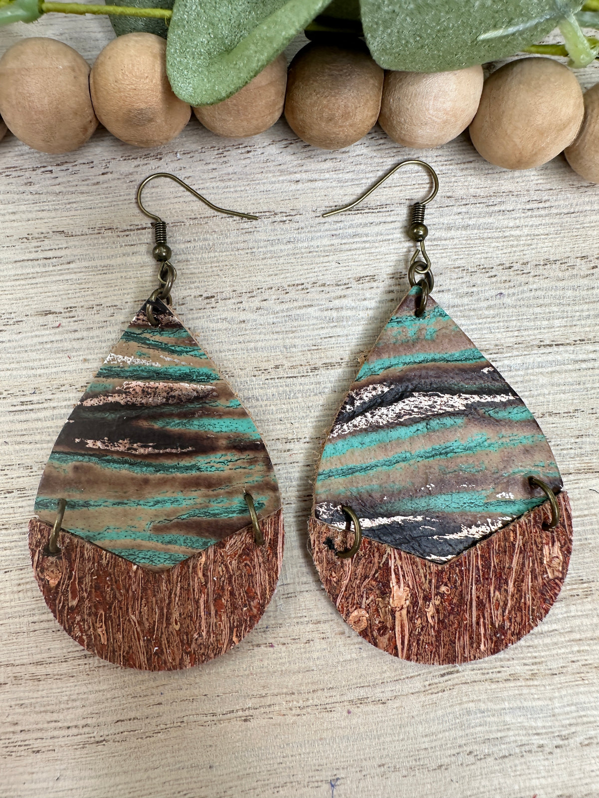 Rustic Woodland Split Teardrop Earring