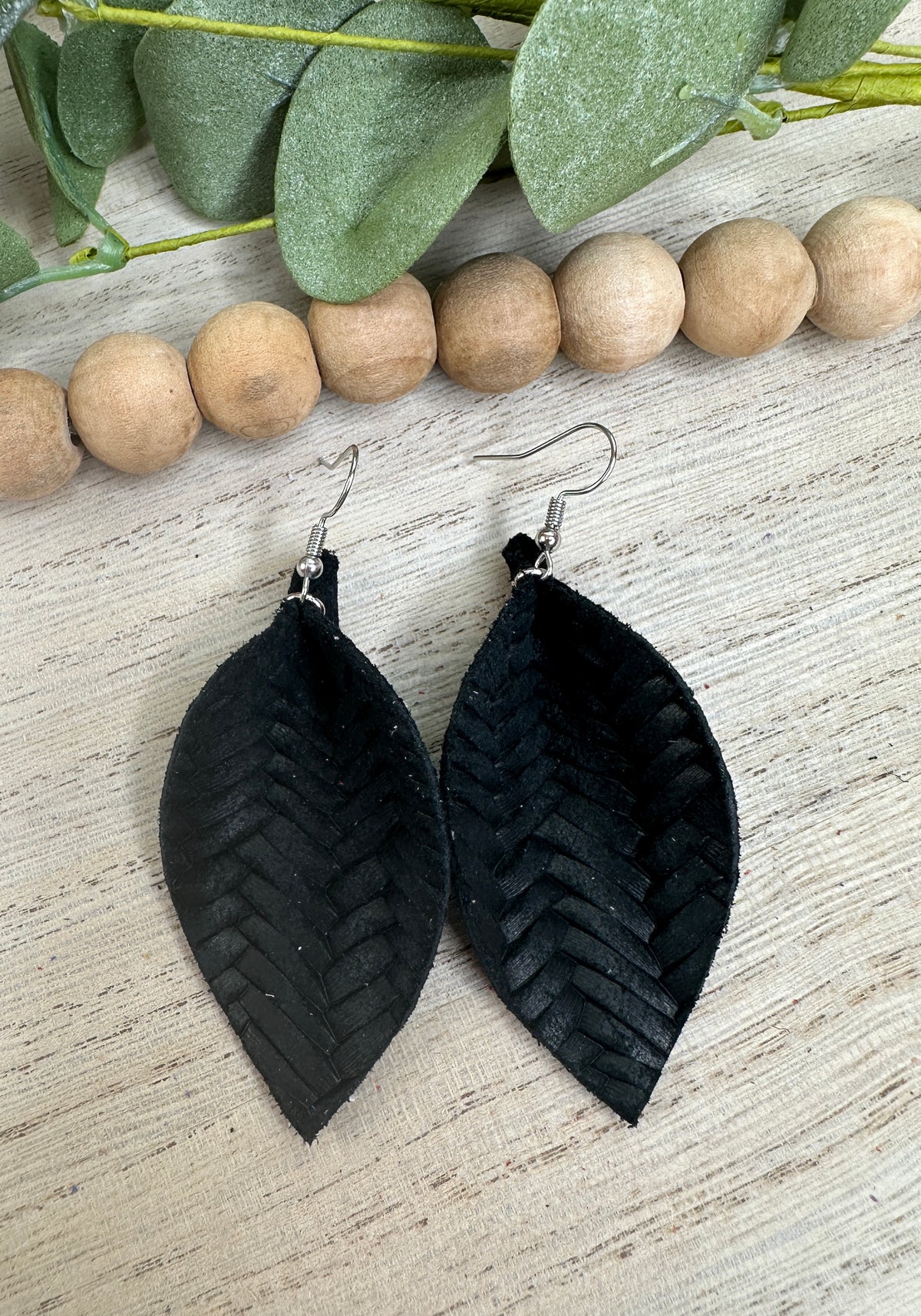 Black Pinched Leaf Earring