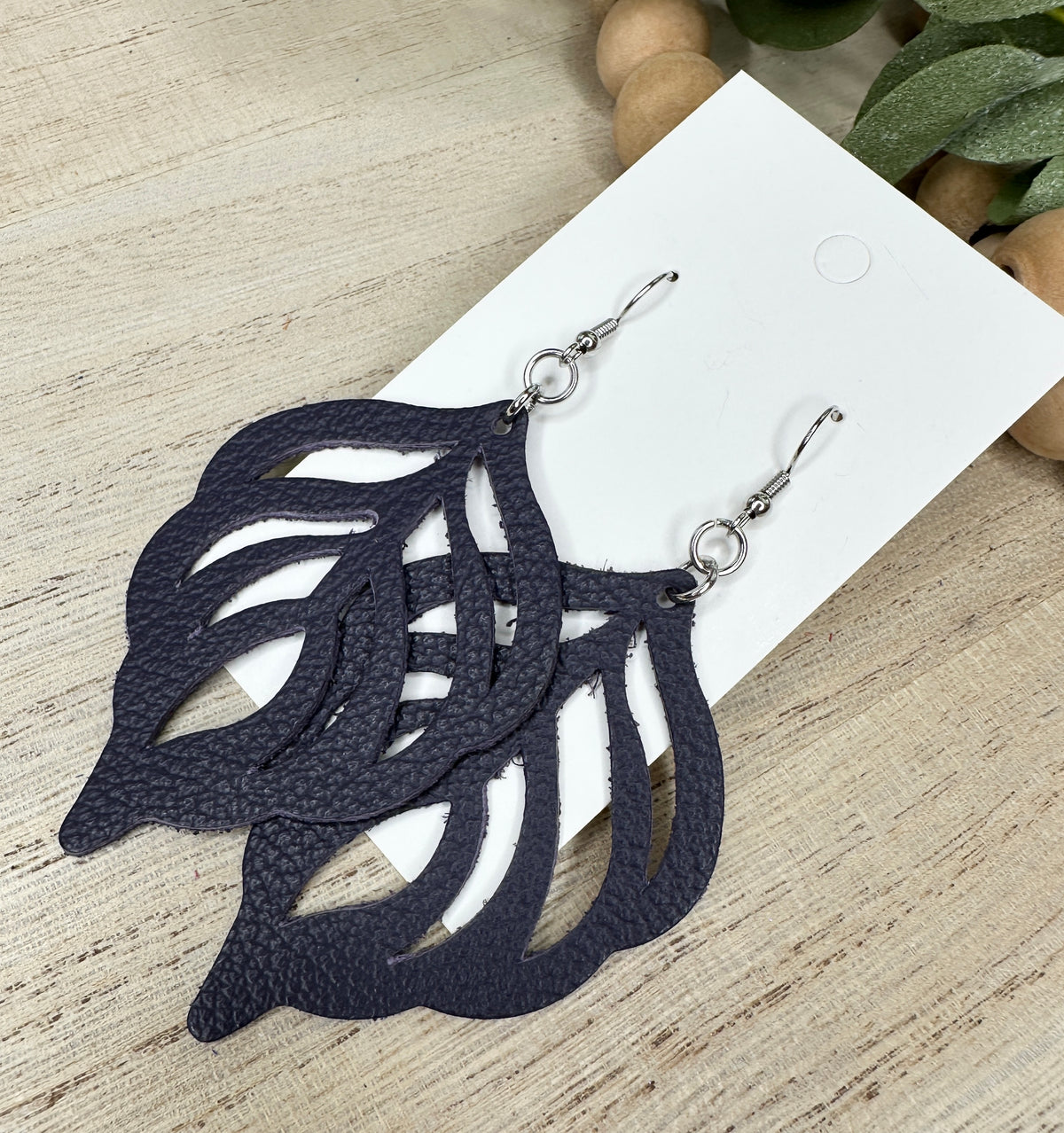Deep Purple Leaf Earring