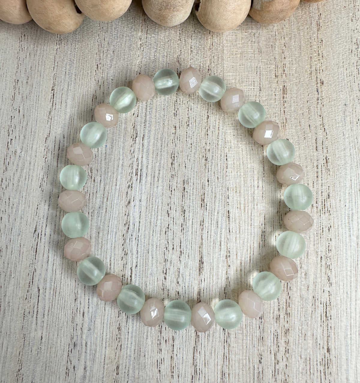BRACELET #9 Soft green and beige